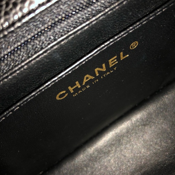 RARE | CHANEL Mini Square Flap Black Caviar GHW - Picture 13 of 17